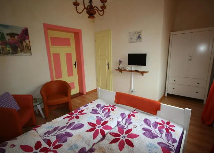 Appartement Cour De Berlin *